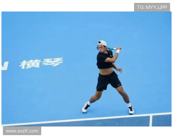 新赛季网球赛场群星闪耀激战连连引爆全球关注热度持续攀升势头强劲