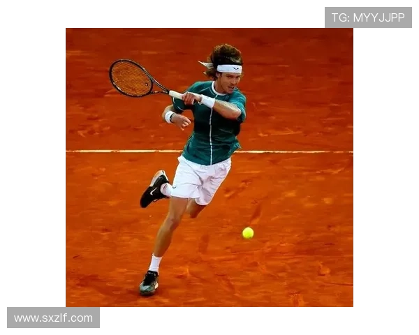 网球界新星崛起：年轻球员挑战大满贯冠军地位引发热议